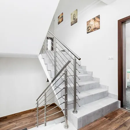 Casa Moderno *